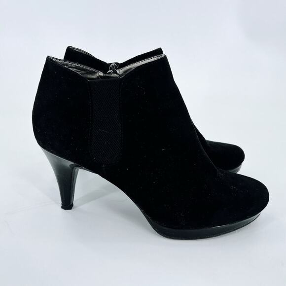 Bandolino Black Faux Suede Zip Ankle Heel Booties Size 9 - Picture 1 of 7